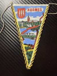 Nurmes -matkailuviiri, pikkukoko / souvenier pennant