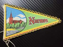 Nurmes -matkailuviiri, pikkukoko / souvenier pennant