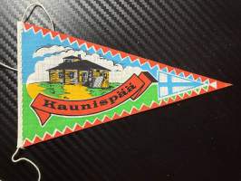 Kaunispää -matkailuviiri, pikkukoko / souvenier pennant