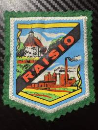 Raisio -kangasmerkki / matkailumerkki / hihamerkki / badge -pohjaväri vihreä