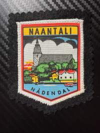 Naantali Nådendal -kangasmerkki / matkailumerkki / hihamerkki / badge -pohjaväri musta