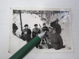 SA jatkosota - kranaatinheitin / heitinasema -valokuva