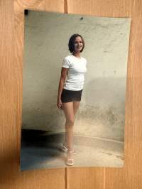 Mallitoimiston (4Cast Model Management, Helsinki) kirjoilla olleen mallin esittelykuva / markkinointikuva -valokuva