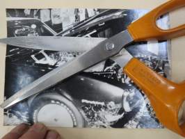 Pontiac Firebird 1967, om. Harri Haranko, autonäyttely - amerikkalaisten autojen harrastuksen alkuaikoja Suomessa -valokuva