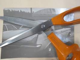 Jenkkiauto - amerikkalaisten autojen harrastuksen alkuaikoja Suomessa -valokuva