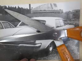 Jenkkiauto - amerikkalaisten autojen harrastuksen alkuaikoja Suomessa -valokuva