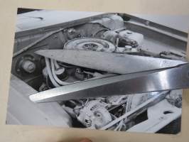 Dusterin konehuone 1982 - amerikkalaisten autojen harrastuksen alkuaikoja Suomessa -valokuva