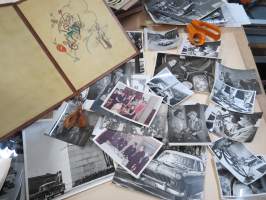 Fru / Rouva Karin von Knorring - elämänuran valokuvia, kiitollisen autokouluoppilaan (Katri Maury) teettämä kansio