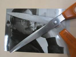 Valkoinen kääpiö, ohjaaja Timo Humaloja, elokuvan promootiokuva / lehdistömateriaalia -valokuva