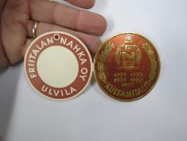 Friitalan Nahka Oy, Ulvila -hintalappu / tuotetietolappu, merkin valmistaja Herman Mattsson Korkokuvapaino & Pussitehdas, Vaasa