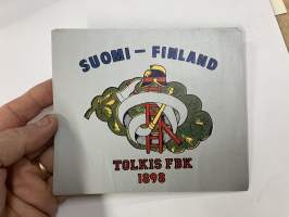 Tolkis VPK 1898 Suomi-Finland -tarra