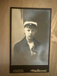 Valokuvaamo Atelier Universal, Helsinki -visiittikorttivalokuva / visitcard photo - cdv