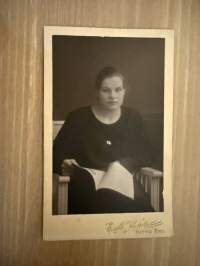 Valokuvaamo E. A. Wesa, Turku -visiittikorttivalokuva / visitcard photo - cdv