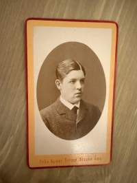 Valokuvaamo Från Auneṣ Fotografisk Atelier, Turku -visiittikorttivalokuva / visitcard photo - cdv