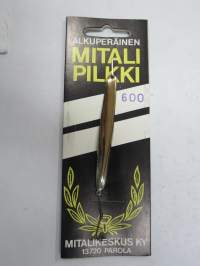 Mitali Pilkki 600, väri