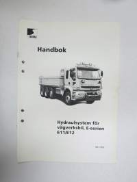 Sisu kuorma-autot - Hydraulsystem för vägverksbil, E-serien E11 / E12 -käyttöohjekirja, ruotsinkielinen