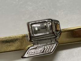 PC-tietokone (Mikro-Mikko?) -solmioneula