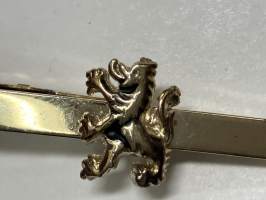 Aarnikotka -solmioneula