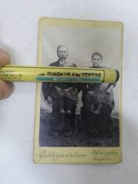 Ulkokuva 2 + 2? Godtköpsateliern Helsingfos -visiittikortivalokuva / carte de visite / cdv -valokuva