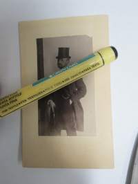 Guido Schneider, luonnontieteilijä, Pietari, Helsinki, Riika, Tartu -visiittikorttivalokuva / carte de visite / cdv