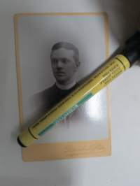 Erns Broms, Atelier Daniel Nyblin, Helsinki -visiittikorttivalokuva / carte de visite / cdv