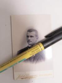 Rafael Wegelius, Atelier Jakob Ljunggvist, Helsinki -visiittikorttivalokuva / carte de visite / cdv