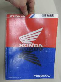 Honda FES250W Shop Manual -korjaamokirja englanniksi