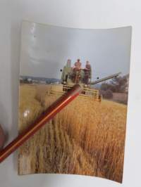 John Deere puimassa -valokuva