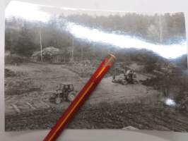 Kaivinkonetyöt 1986 -valokuva