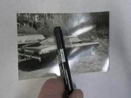 Plymouth Duster - Porin näyttely 1983 parkkipaikalta -valokuva