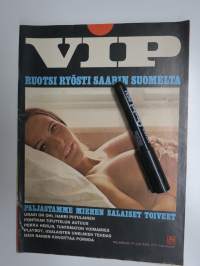 Vip 1971 nr 2, Harri Piitulainen urasi on ohi, Playboy - Hujgh Hefnerin valtakunta, Pekka Herlin, Homeros vai viinapullo,Ruostsi ryösti Suomen Saabin, Alaston totuus