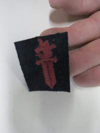 Poliisi - miekka -kangasmerkki