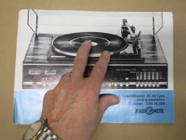 Radionette Soundmaster 45 de Luxe med grammofon HI-FI Stereo DIN 45.500 -myyntiesite, tanskankielinen