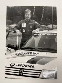 Ari Vatanen ralli -valokuva / rally photo