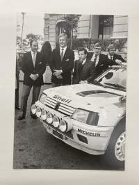 Terry Harryman, Ari Vatanen, Jean Todt, Timo Salonen, Seppo Harjanne Monte Carlo 10.12.84 ralli -valokuva / rally photo