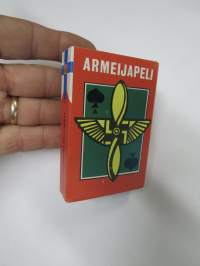 Armeijapeli -pelikortit, täysi käyttämätön pakkaus, Tampereen Paperikonttori