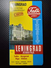 Falk Plan Leningrad 5. Edition 1981 – patentfolded kaupunkikartta (Tallinna, Riika, Vilna, Novgorod)