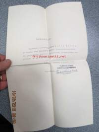 Todistus; pyynnöstä todistetaan, että Jorma Kallio on ottanut osaa Varsianis-Suomen Ilmapuolustusyhdistyksen purjelentotoimintaan ja suorittanut purjelennon A-