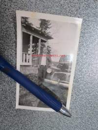 Amerikan siirtolaisten autoja -valokuva