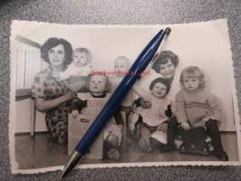 Tarhan tädit -valokuva