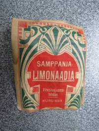 Virvoitusjuomatehdas Toiwo Weiss, Kuru, Samppanja Limonaadia (painettu Tampereen Kivipaino Oy) -etiketti
